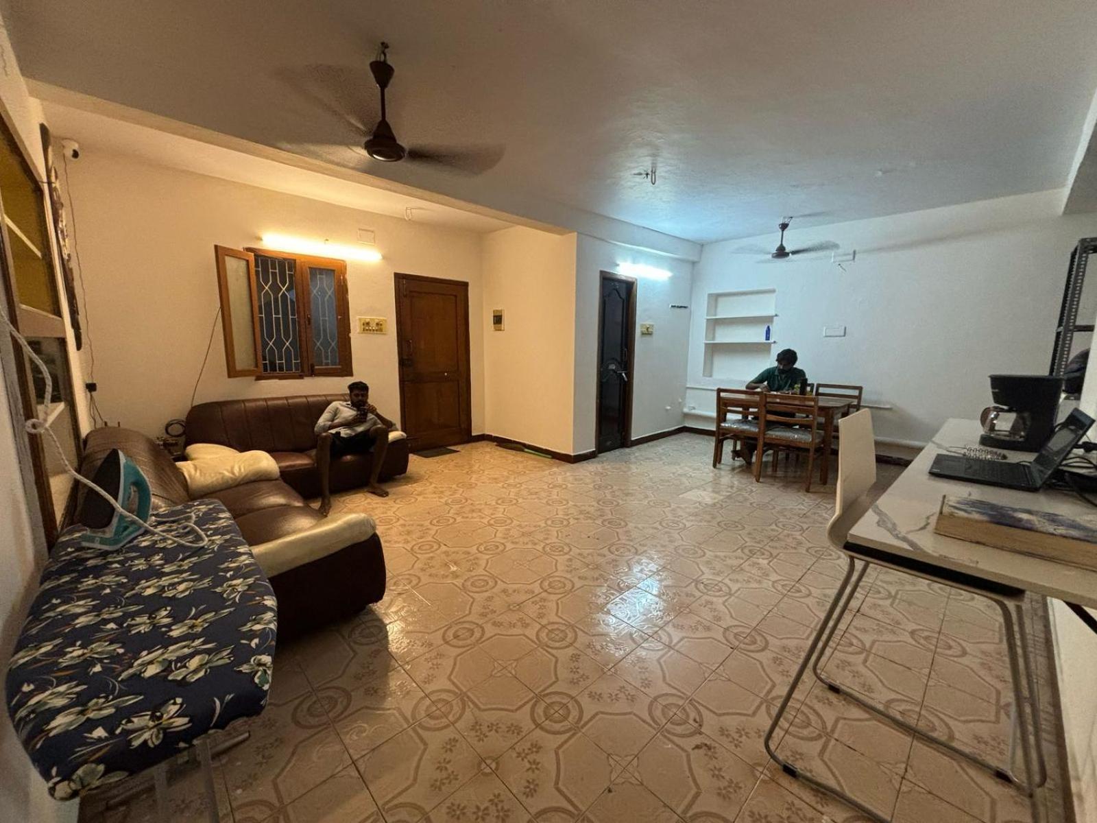 Hostel Madras Esterno foto